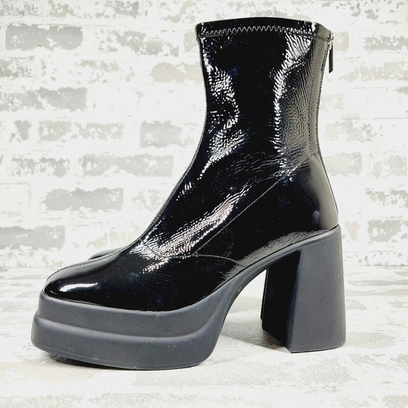 New Free People Double Stack Back Zip Platform Boot i 215